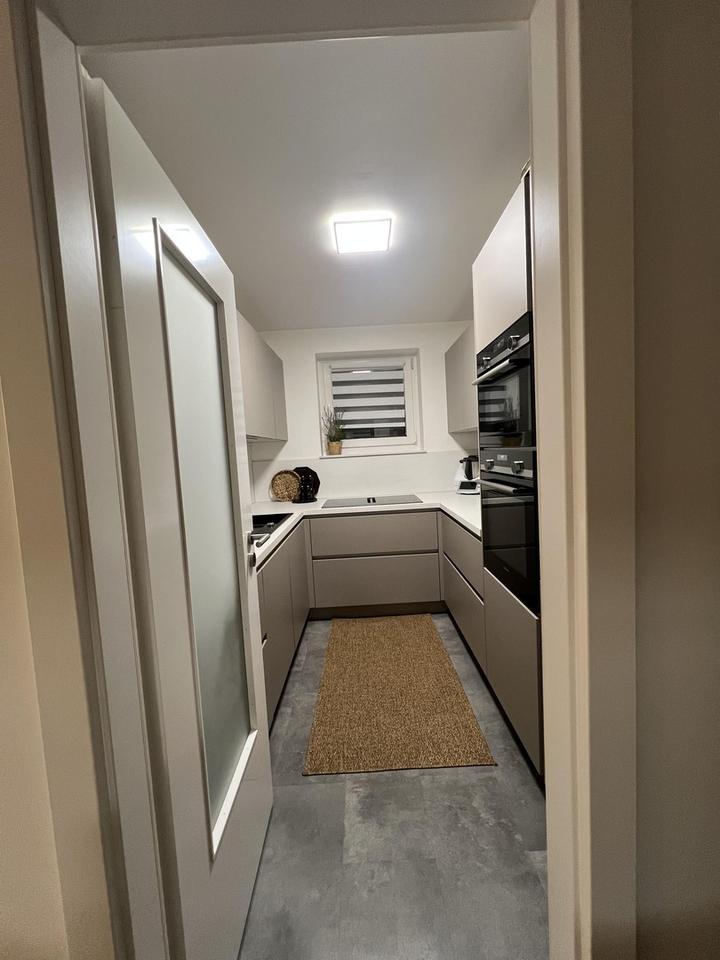 *Privat* Stilvoll modernisierte 3,5 Zimmer Wohnung in Wiesbaden – Bild 4