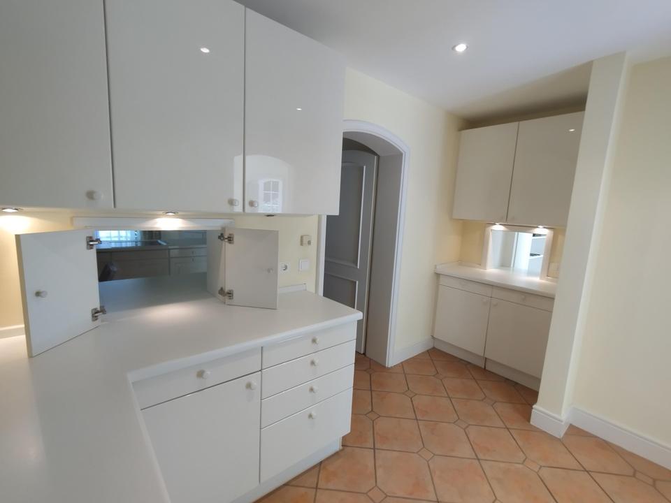 Von Privat: Herrschaftliche Villa am Ende einer elbnahen Sackgasse in Othmarschen – Bild 14