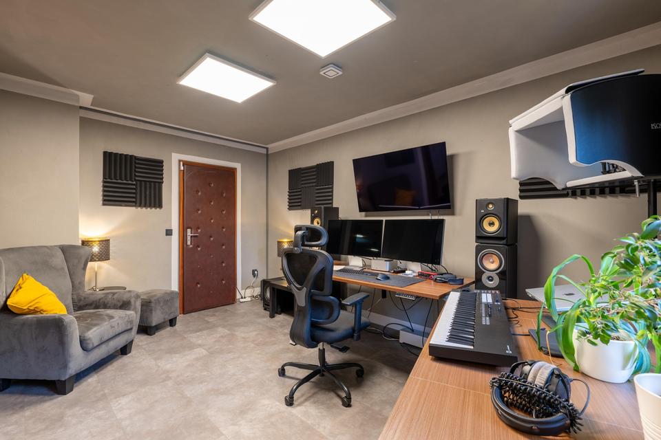 PROVISIONSFREI! Haus mit Einliegerwohnung, PV & Top-Lage am Ende der Straße – Bild 14