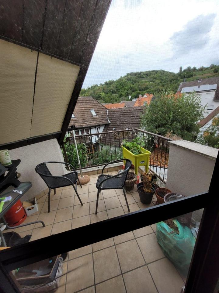 2 ZKB Dachgeschosswohnung in Ortskernlage mit Blick auf die Weinberge – Bild 16