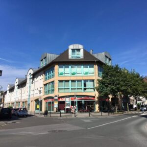 Achtung, nur mit WBS!!! Innenstadtlage! Wohnung in modernem Geschäftshaus mit sehr großem Balkon