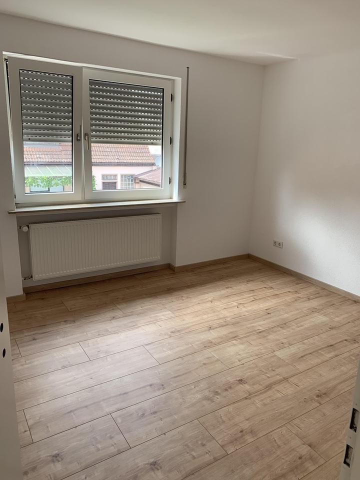 ***MIETE*** Geräumige 3-Zimmer-Wohnung im 1. OG (ohne Balkon, Terrasse optional) – Bild 12
