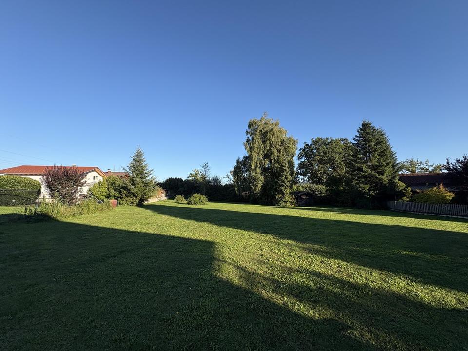 Attraktives Baugrundstück in Grabenstätt am Chiemsee (750qm) zu verkaufen – Bild 3