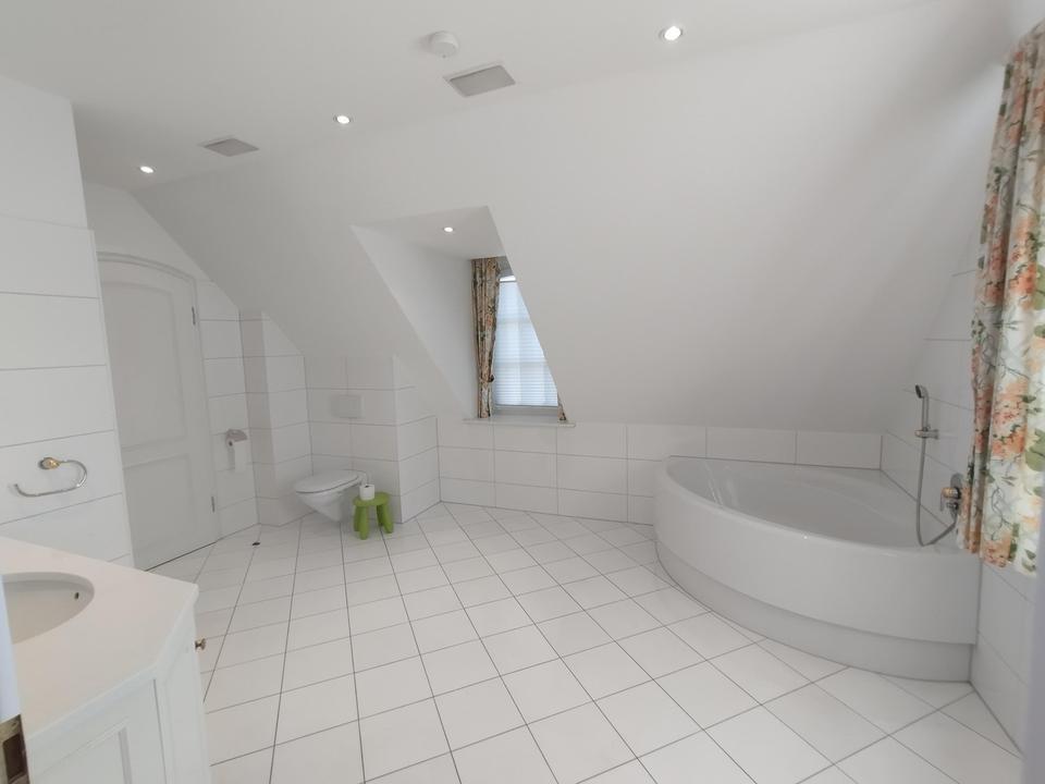 Von Privat: Herrschaftliche Villa am Ende einer elbnahen Sackgasse in Othmarschen – Bild 29