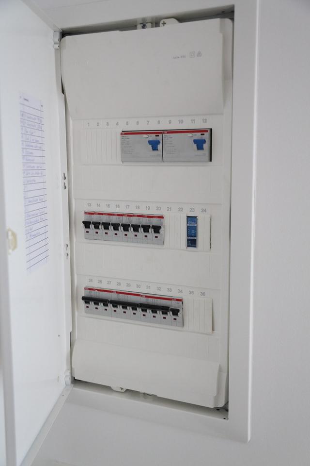 Provisionsfrei: Komplett sanierte familienfreundliche 4-Zi.-Wohnung in Unterhaching – Bild 9