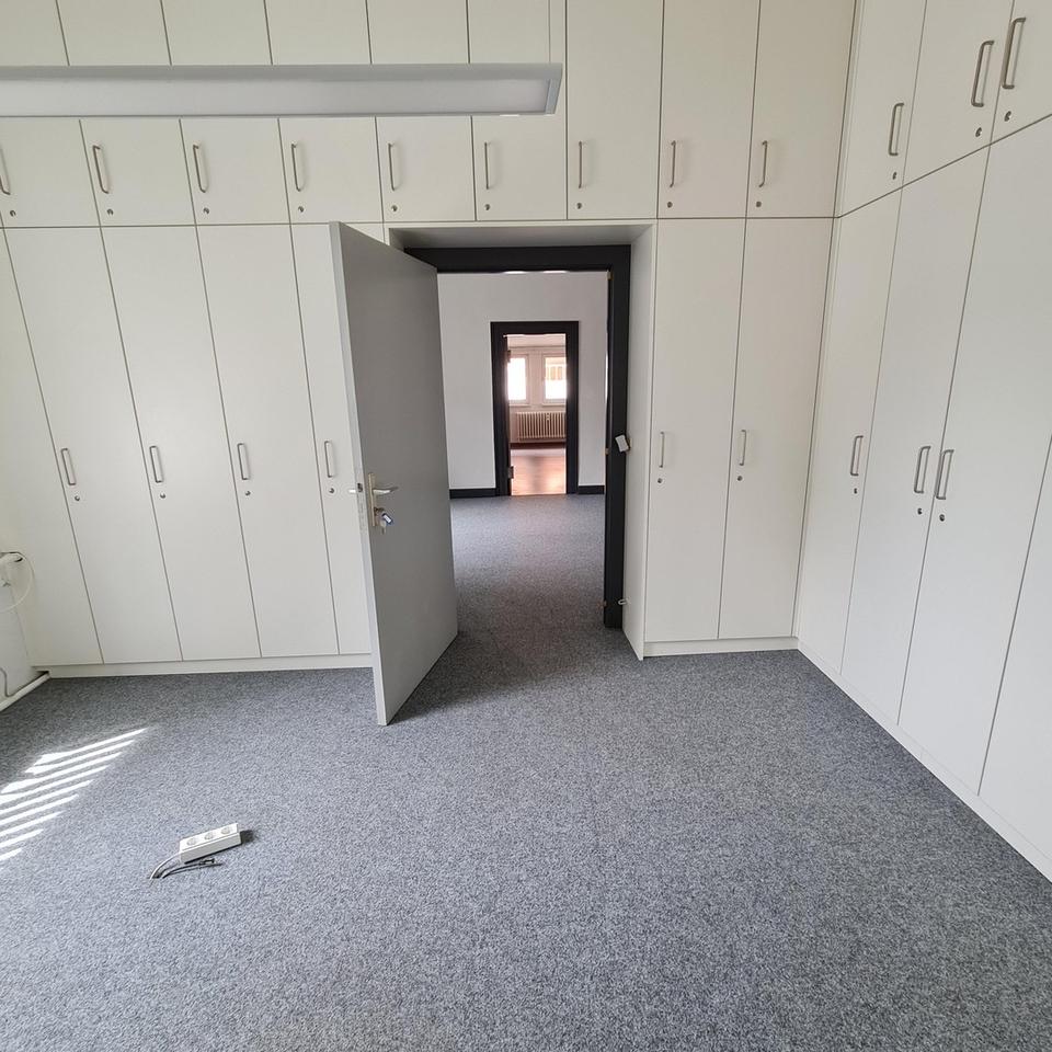 Büro ebenerdig, ruhig, Option auf 2 Pkw - Stellplätze – Bild 23