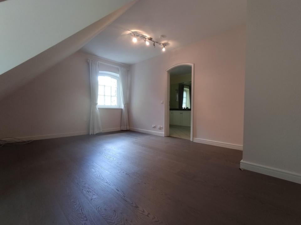 Von Privat: Herrschaftliche Villa am Ende einer elbnahen Sackgasse in Othmarschen – Bild 37