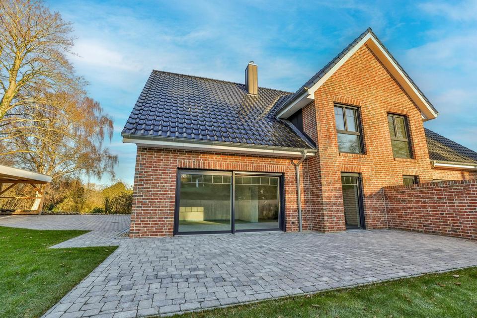 Neubau-Doppelhäuser in Scharbeutz-Klingberg – Traumlage am See, nur wenige Minuten zur Ostsee! – Bild 8