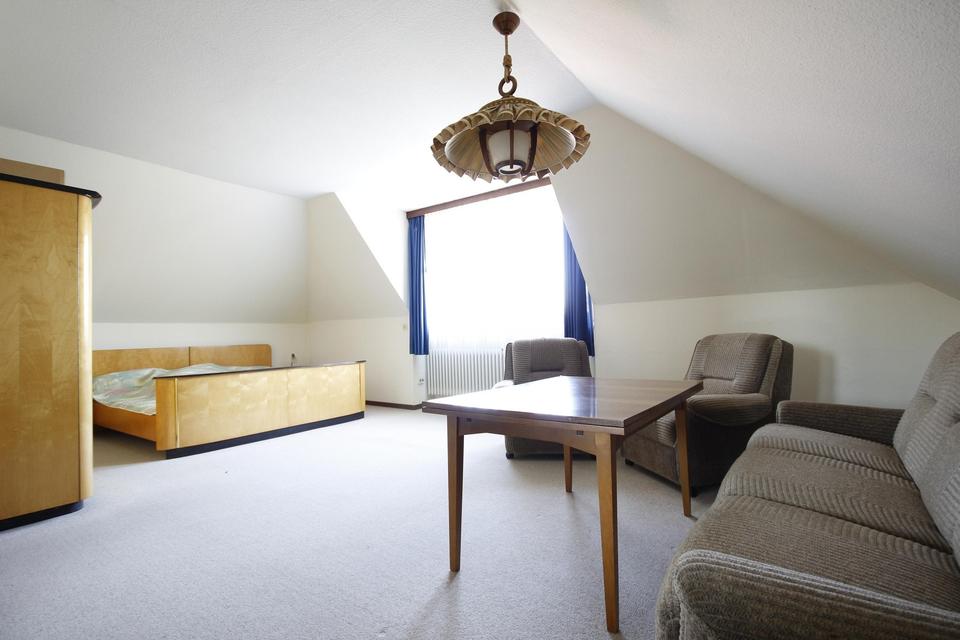 Provisionsfrei: Ostseenahes EFH/ZFH mit 212 m2, 1.347 m2 eigenem Grundstück & 4 Garagen – Bild 23