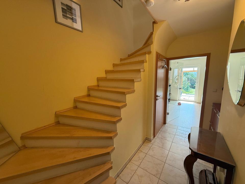 Charmantes Reihenmittelhaus mit Garten, Garage - Ruhige Lage in Dachau – Bild 6