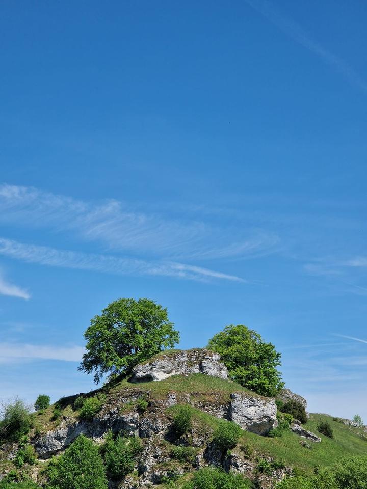 Attraktive, gepflegte 2.5-Zimmer-DG-Wohnung in Sontheim / Stubental – Bild 2