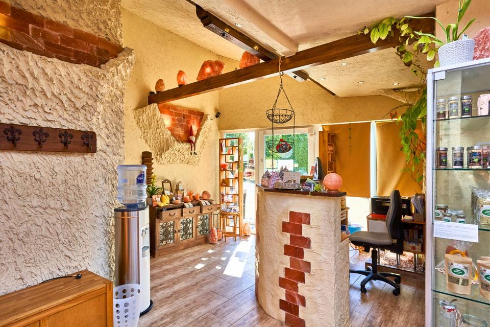 ATTRAKTIVES ANWESEN MIT WOHN- UND GEWERBEEINHEITEN IN LAUINGEN – Bild 16