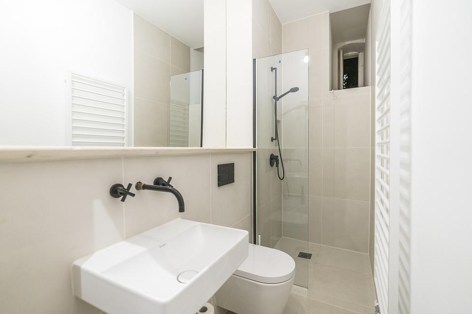 Provisionsfrei: sanierte Altbauwohnung mit moderner Ausstattung – Bild 12