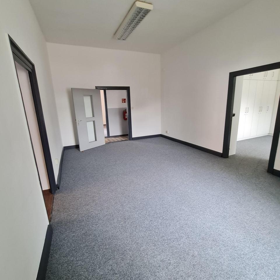 Büro ebenerdig, ruhig, Option auf 2 Pkw - Stellplätze – Bild 12