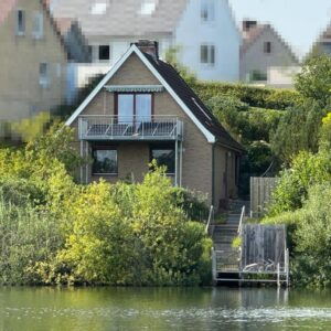 Einfamilienhaus mit ELW am Trentsee mit Schlossblick und Steg, provisionsfrei