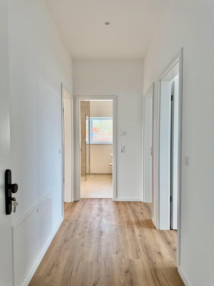 Neubau-Standard 3-Zi.-Wohnung 66 m² mit Küche, Balkon & Parkplatz in Friesenheim! – Bild 9