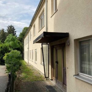 Großzügige Gewerbefläche für Praxis, Büro, Handel oder Wohnen + eine Eigentumswohnung (ohne Makler)