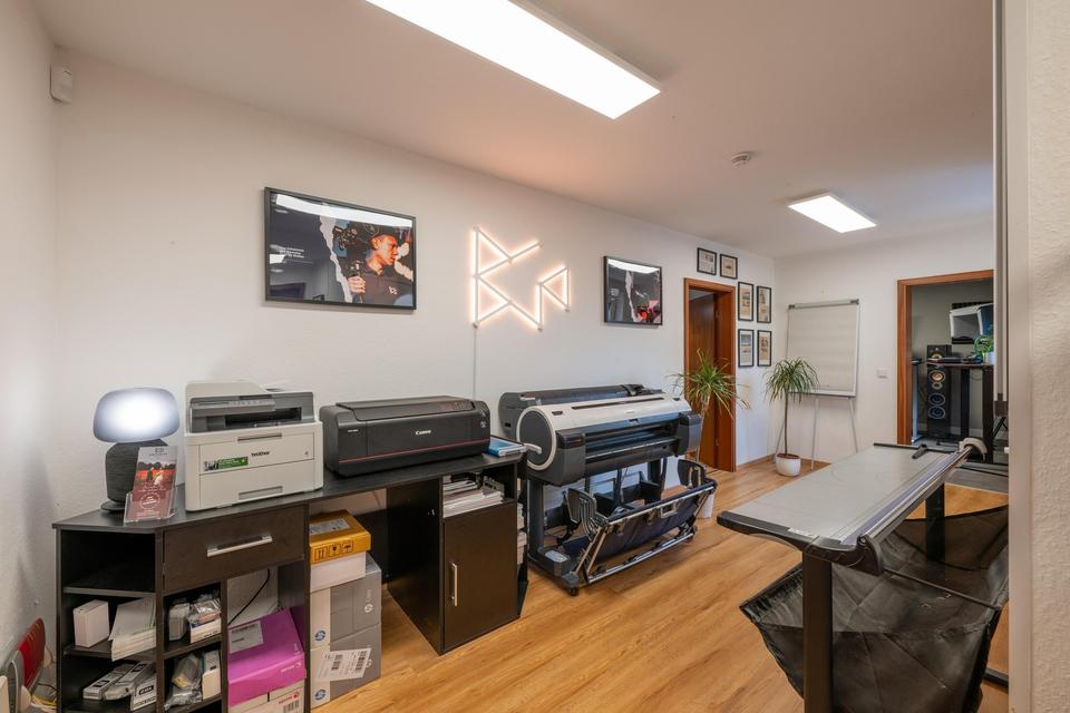 PROVISIONSFREI! Haus mit Einliegerwohnung, PV & Top-Lage am Ende der Straße – Bild 16