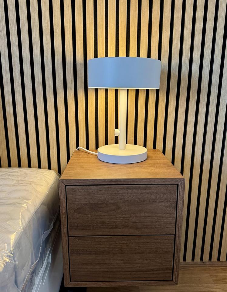 Wohnen im Grünen hochwertig möblierter Erstbezug mit Balkon, Parkplatz & ICE-Nähe – Bild 3