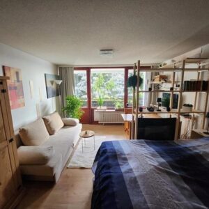 1-Z.-Whg mit Balkon,provisionsfrei, barrierefrei erreichbar,möbliert,sofort beziehbar