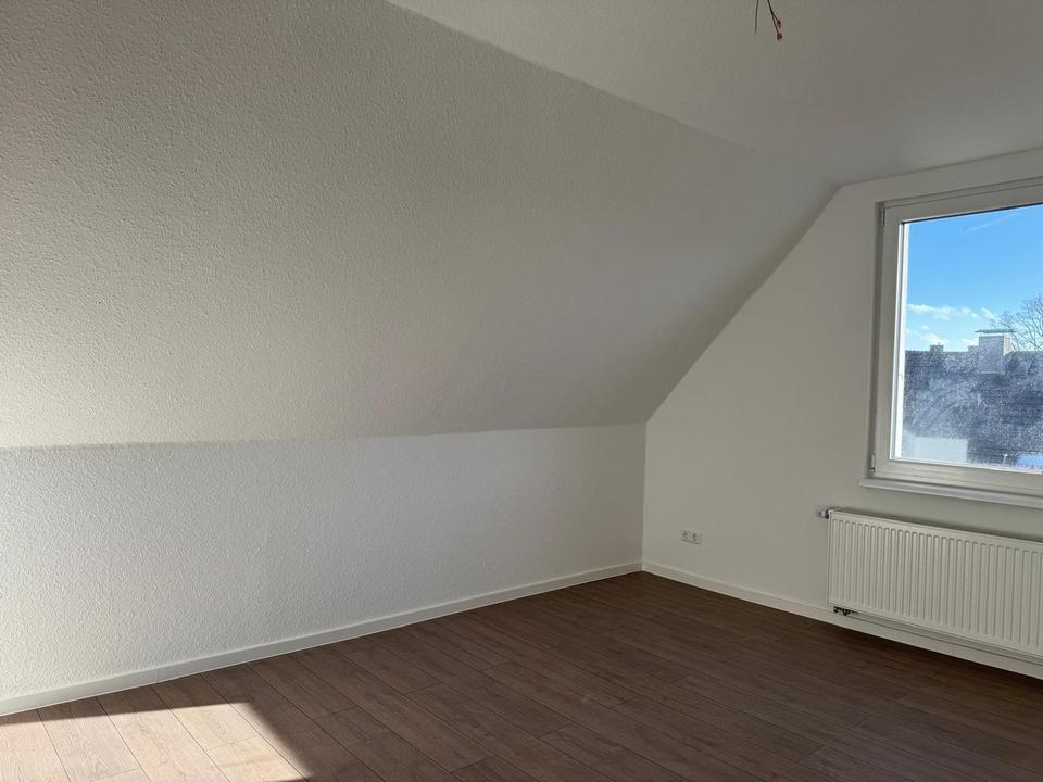 Neubau-Feeling in kernsanierten MFH-Erstbezug in Kreiensen – Bild 8