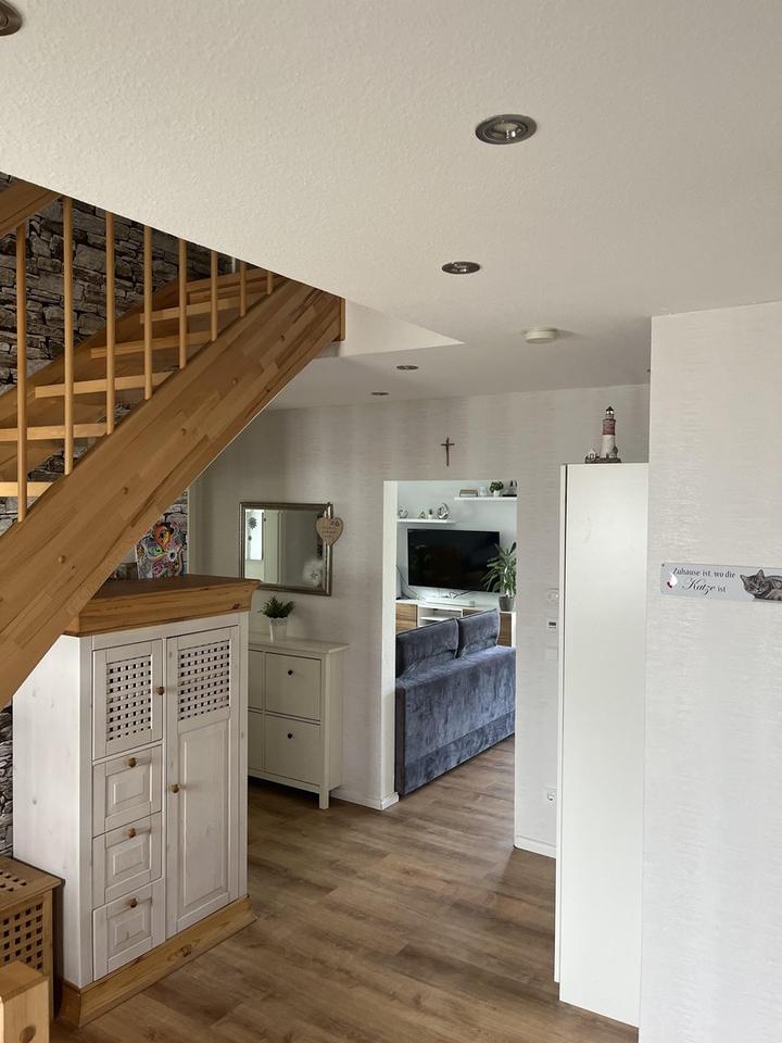 Modernes, freistehendes Einfamilienhaus in naturnaher Lage von Bürstadt – ideal für Familien – Bild 8