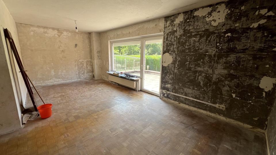 Sanierungsobjekt in Hamburg-Meiendorf - Gestalten Sie ihr Traumhaus für 2 Generationen – Bild 12