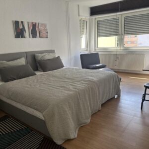Möblierte helle 1 Zimmer Wohnung in beliebter Lage