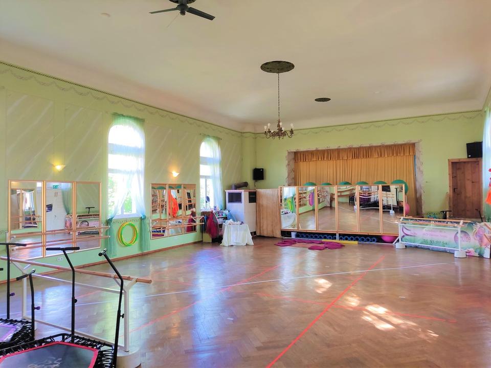 romantischer Gasthof /Haus mit Tanzsaal u 3 Wohnungen-saniert! Preis auf Anfrage. – Bild 18