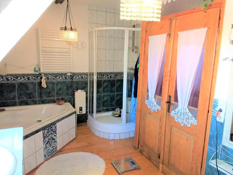 romantischer Gasthof /Haus mit Tanzsaal u 3 Wohnungen-saniert! Preis auf Anfrage. – Bild 24