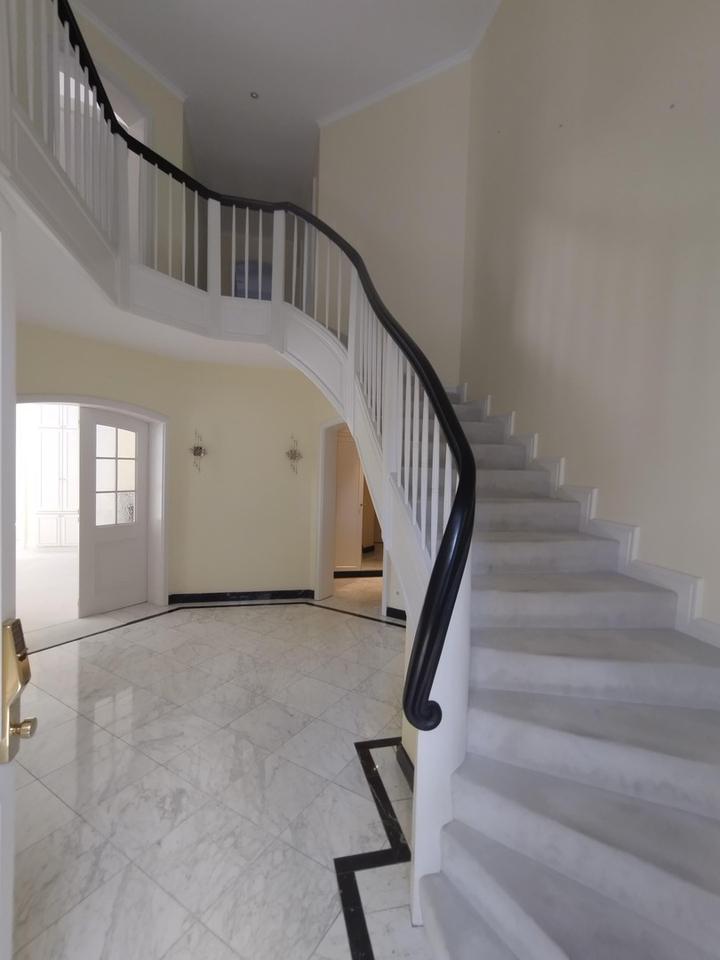 Von Privat: Herrschaftliche Villa am Ende einer elbnahen Sackgasse in Othmarschen – Bild 24