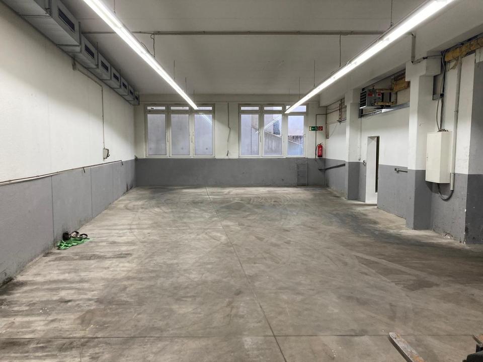 Produktionshalle, Lagerhalle, Werkstatt, Halle mit Büro in Siegen-Eiserfeld – Bild 12