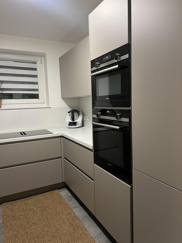 *Privat* Stilvoll modernisierte 3,5 Zimmer Wohnung in Wiesbaden – Bild 3