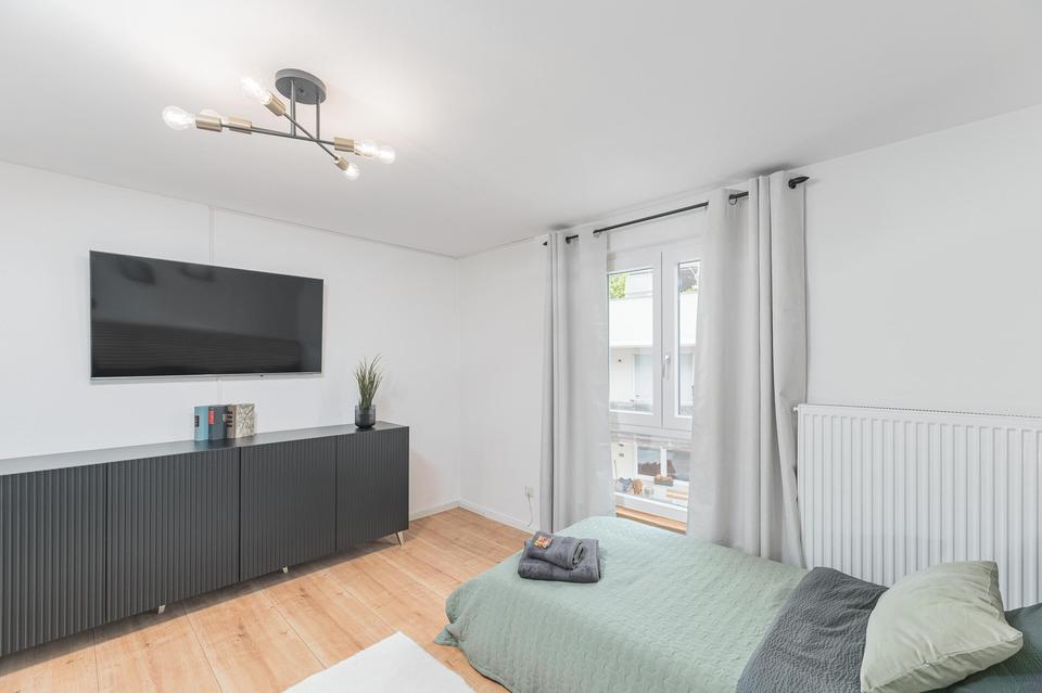 Wunderschönes Einfamilienhaus in Filderstadt Plattenhardt. Vollmöbliert, 3 Schlafzimmer – Bild 15