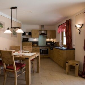 Schöne voll möblierte 65qm Wohnung zu vermieten