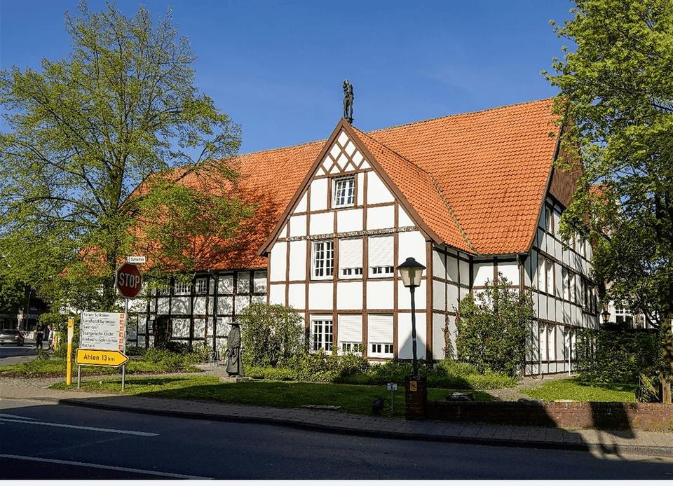 Wunderbare 3ZKB Wohnung in Fachwerkhaus zentral in Sendenhorst. Top Lage und Ausstattung – Bild 3