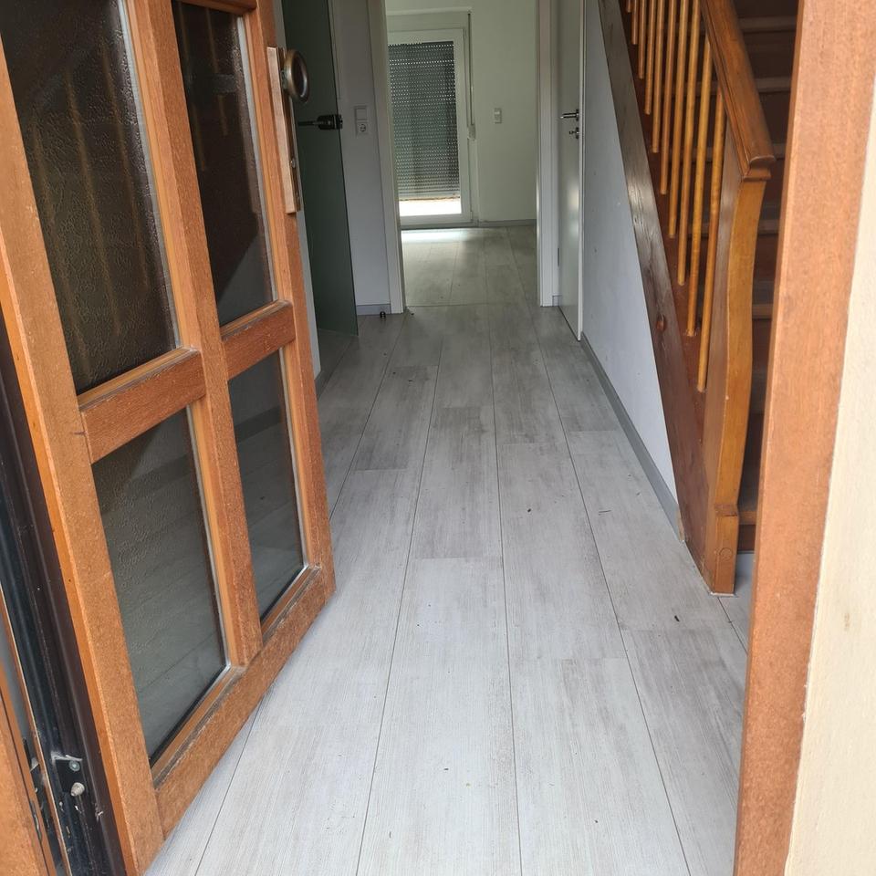 ****Provisionsfrei***Saniert* RMH in Pfullingen, Garten,Terrasse, Balkon, Garage – Bild 10