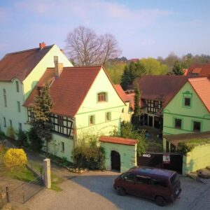 romantischer Gasthof /Haus mit Tanzsaal u 3 Wohnungen-saniert! Preis auf Anfrage.