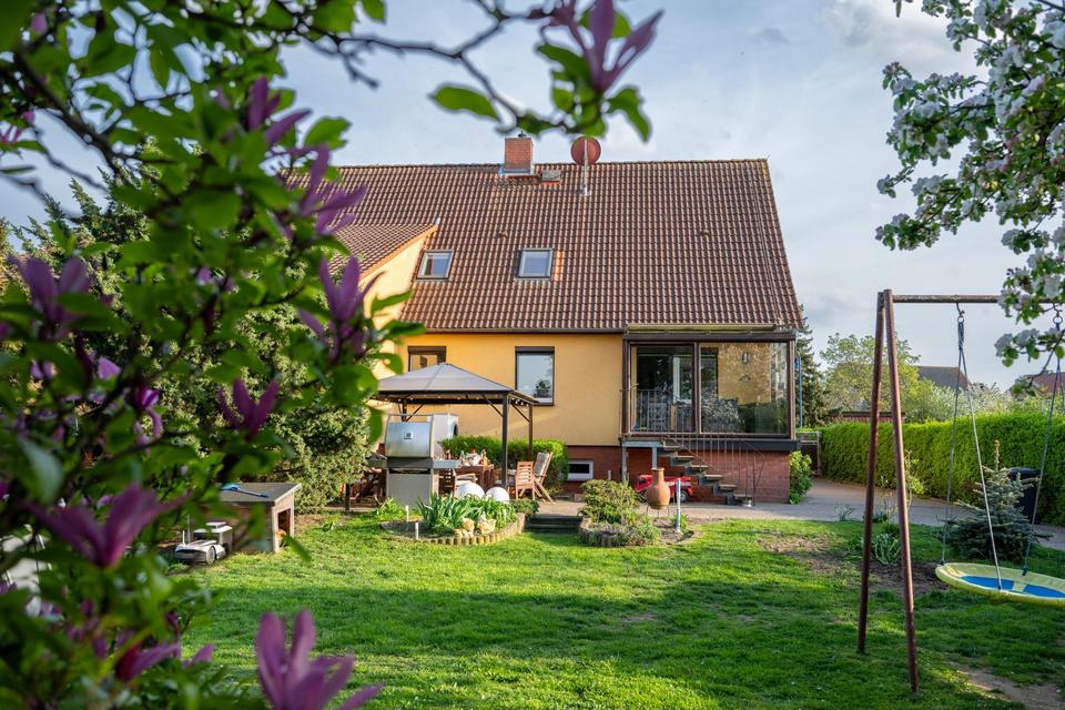 PROVISIONSFREI! Haus mit Einliegerwohnung, PV & Top-Lage am Ende der Straße – Bild 3