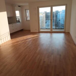 Ansprechende 3-Zimmer-Wohnung in München mit Einbauküche und Balkon