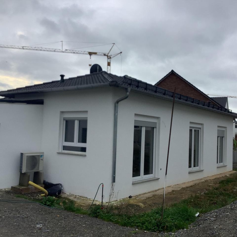 Neubau Bungalow mit Doppelgarage im Neubaugebiet Marien Höhe – Bild 2