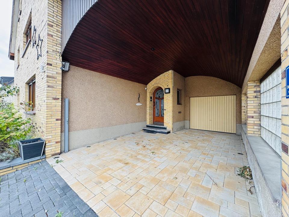 100% bezugsfrei! Mehrgenerationen Haus. Freistehend, Provisionsfrei. EFH mit ELW – Bild 6