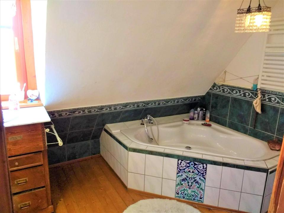 romantischer Gasthof /Haus mit Tanzsaal u 3 Wohnungen-saniert! Preis auf Anfrage. – Bild 23