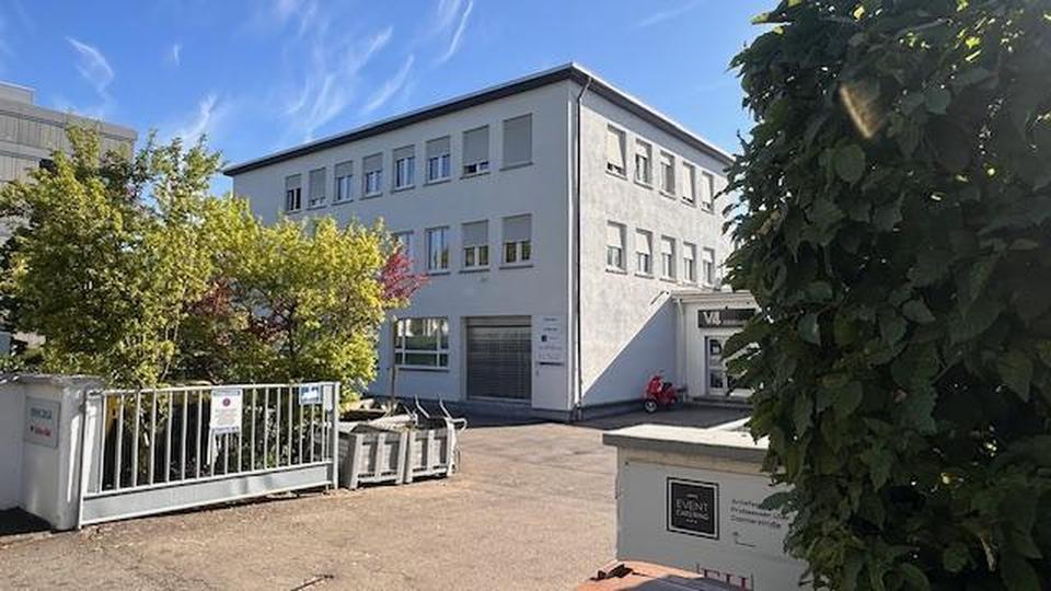Beste Lage Leinfelden - kleine Einheit / Büro 196 m2 (evtl. teilbar 80 -120 m2) – Bild 2