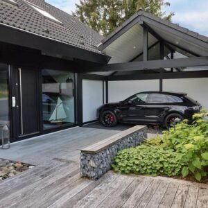 Luxuriöses modernes Fachwerkhaus auf Grundstück mit Parkcharakter