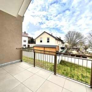 3-Zimmer Dachgeschosswohnung mit großzügigem Wohnbereich