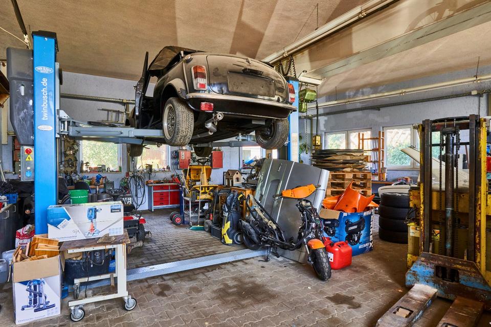 ATTRAKTIVES ANWESEN MIT WOHN- UND GEWERBEEINHEITEN IN LAUINGEN – Bild 11