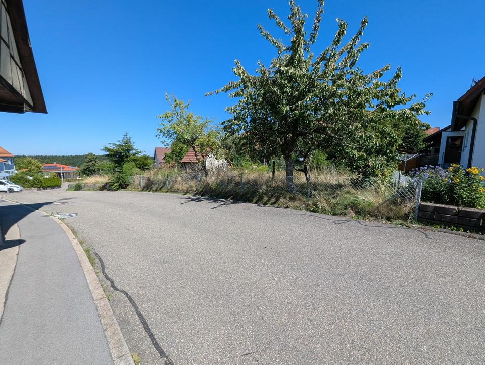 *provisionsfrei* Erschlossener Bauplatz - naturnahes Wohnen in bester Lage!