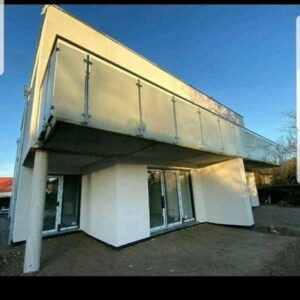 Exclusive 3 1/2 Zimmer Wohnung - Penthouse - Dachterrasse und Balkon