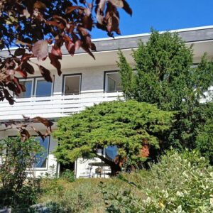 Freistehendes Einfamilienhaus m. Garage in Seeheim-Jugenheim v. privat